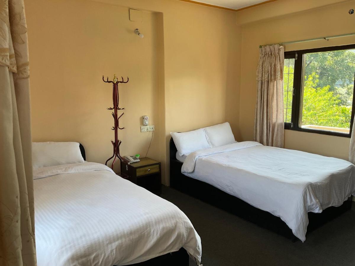 Trekkers Lodge Покхара Экстерьер фото