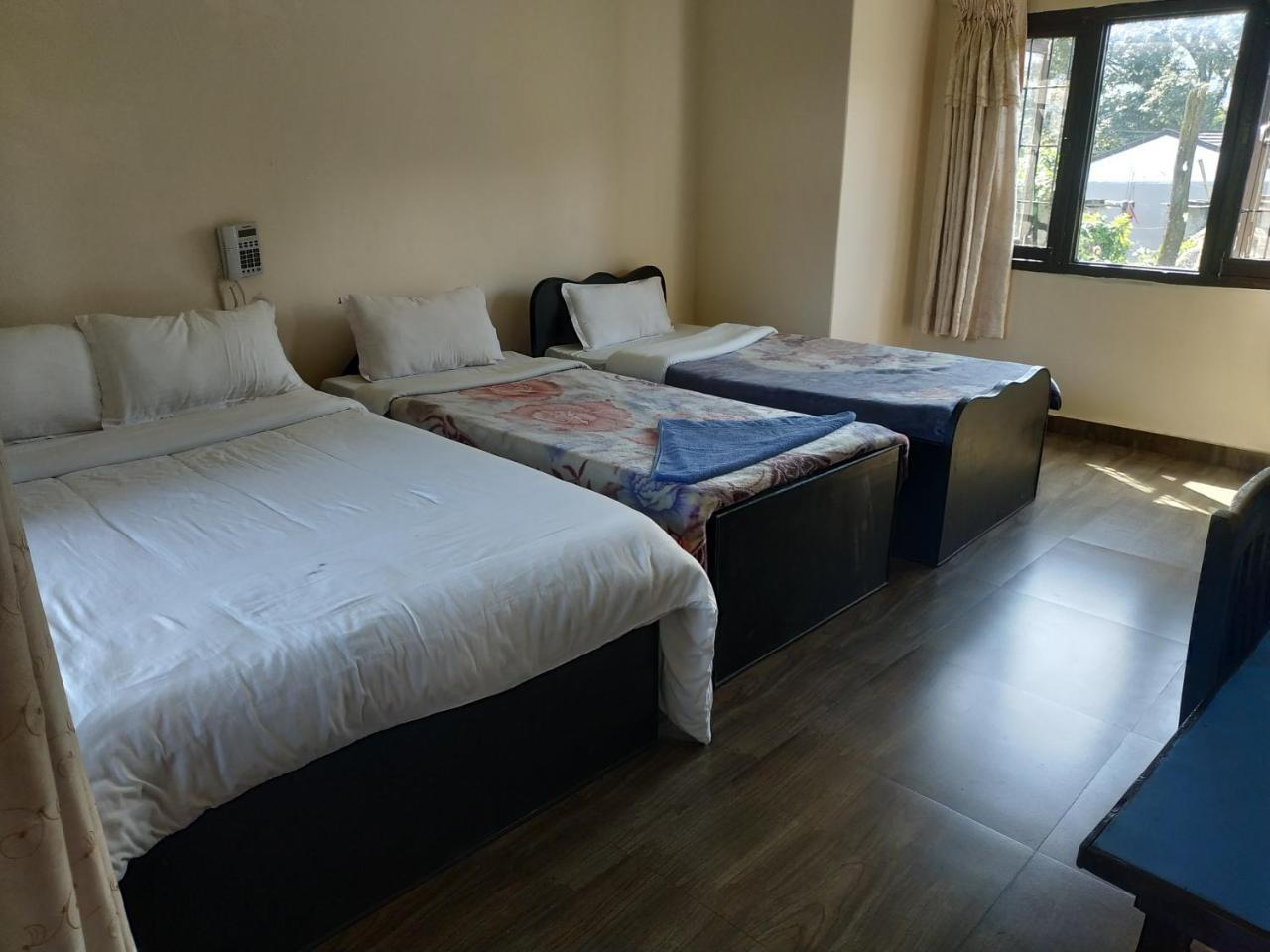 Trekkers Lodge Покхара Экстерьер фото
